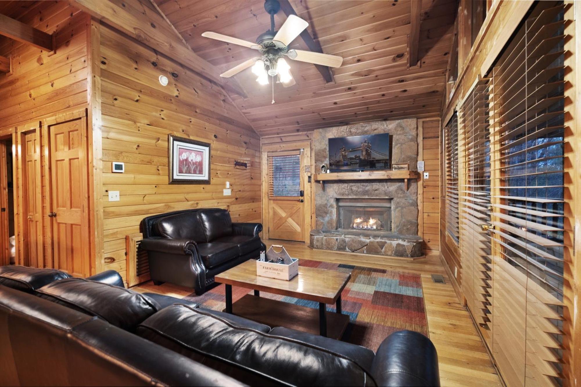 Private Smoky Mountain Luxury Log Home With 2 Fireplaces, Hot Tub & Community Pool Sevierville Esterno foto